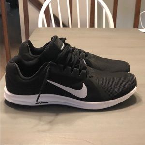 NWT women’s Nike running shoes